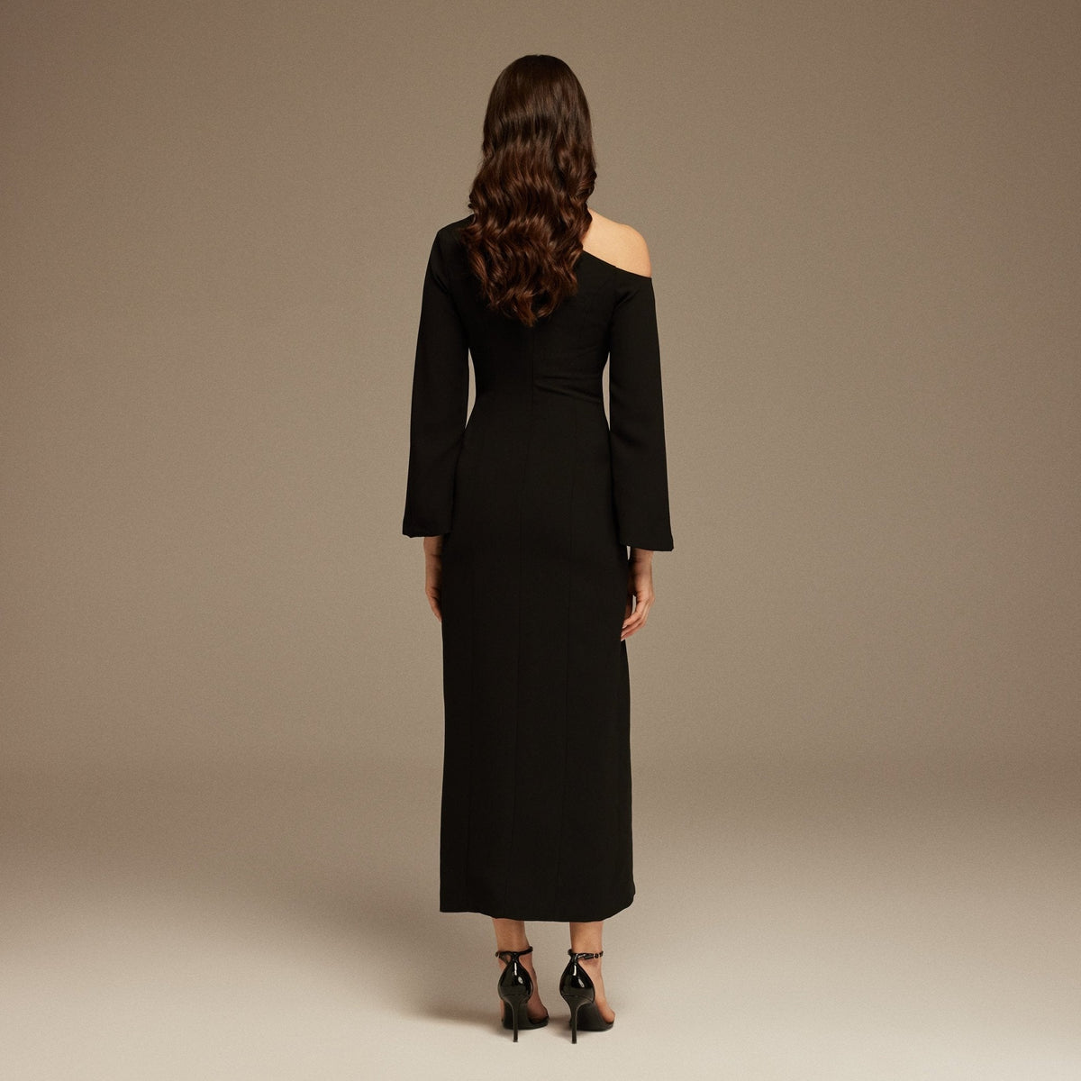 Open Shoulder Maxi Crepe Dress - shopaleena