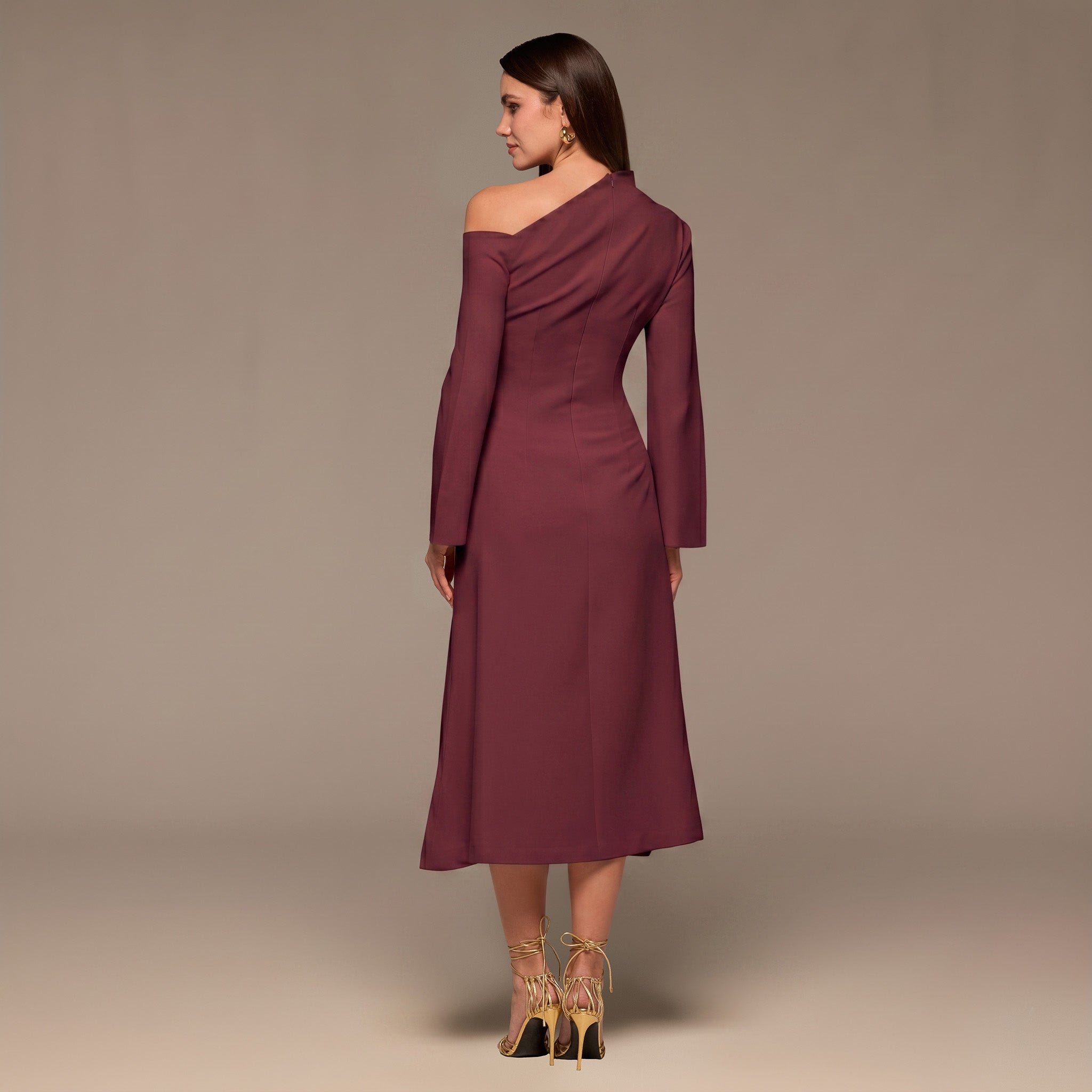 Plum Bare Shoulder Crepe Midi Dress - shopaleena