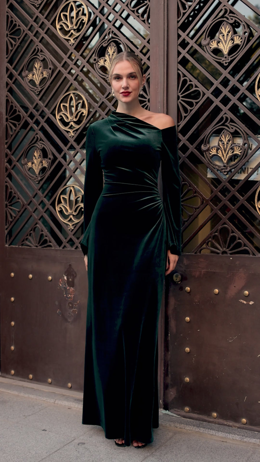 Dark Green Velvet Bare Shoulder Maxi Dress