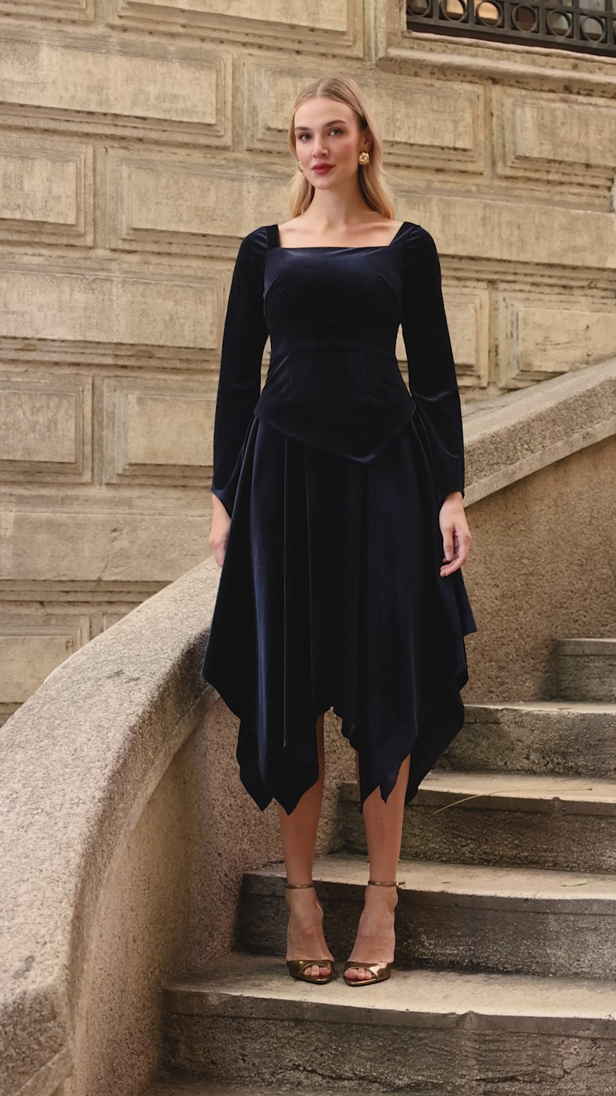 Square Neck Long Sleeve Velvet Dress