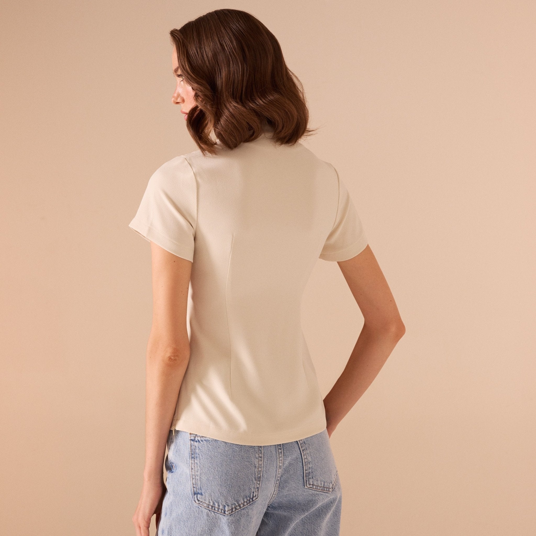 Short Sleeve Cut Out Top - shopaleena