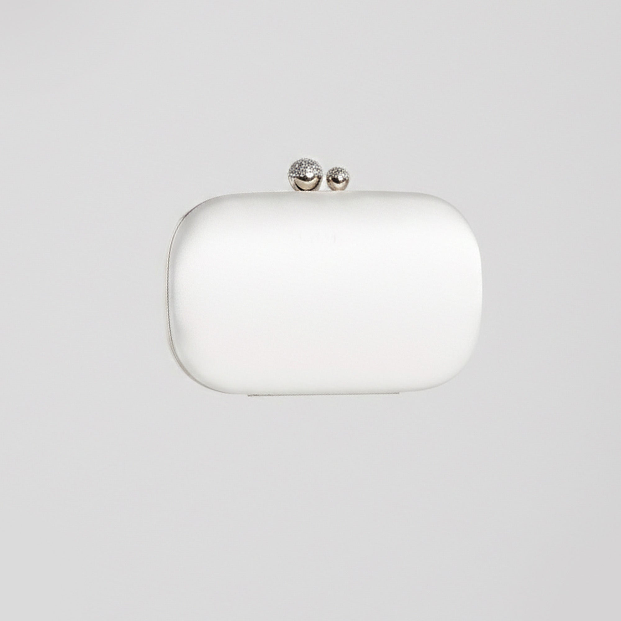 Silver Oval Satin Clutch - shopaleena