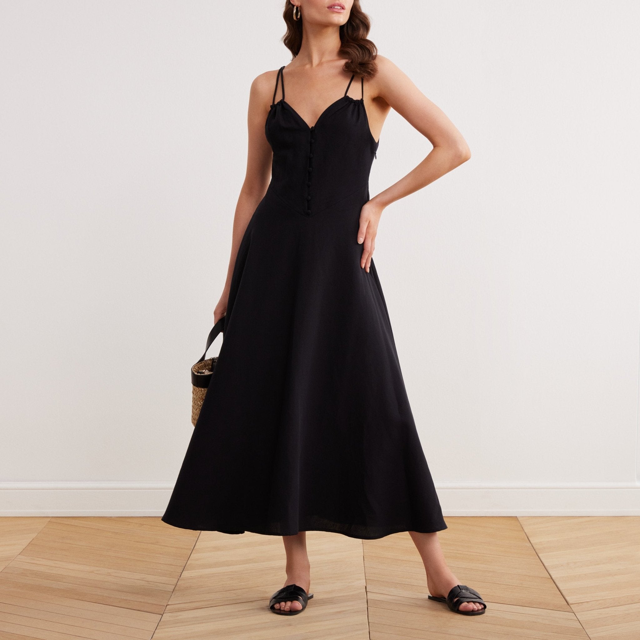 Sleeveless V-neck Fitted Waist Cotton Blended Midi Dress - shopaleena