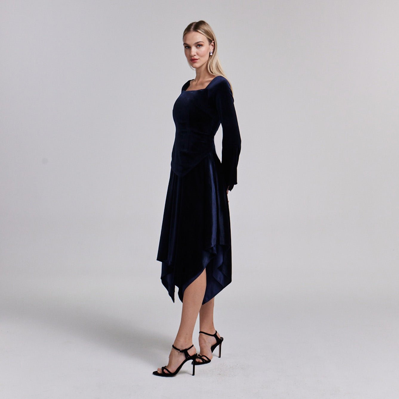 Square Neck Long Sleeve Velvet Dress - shopaleena