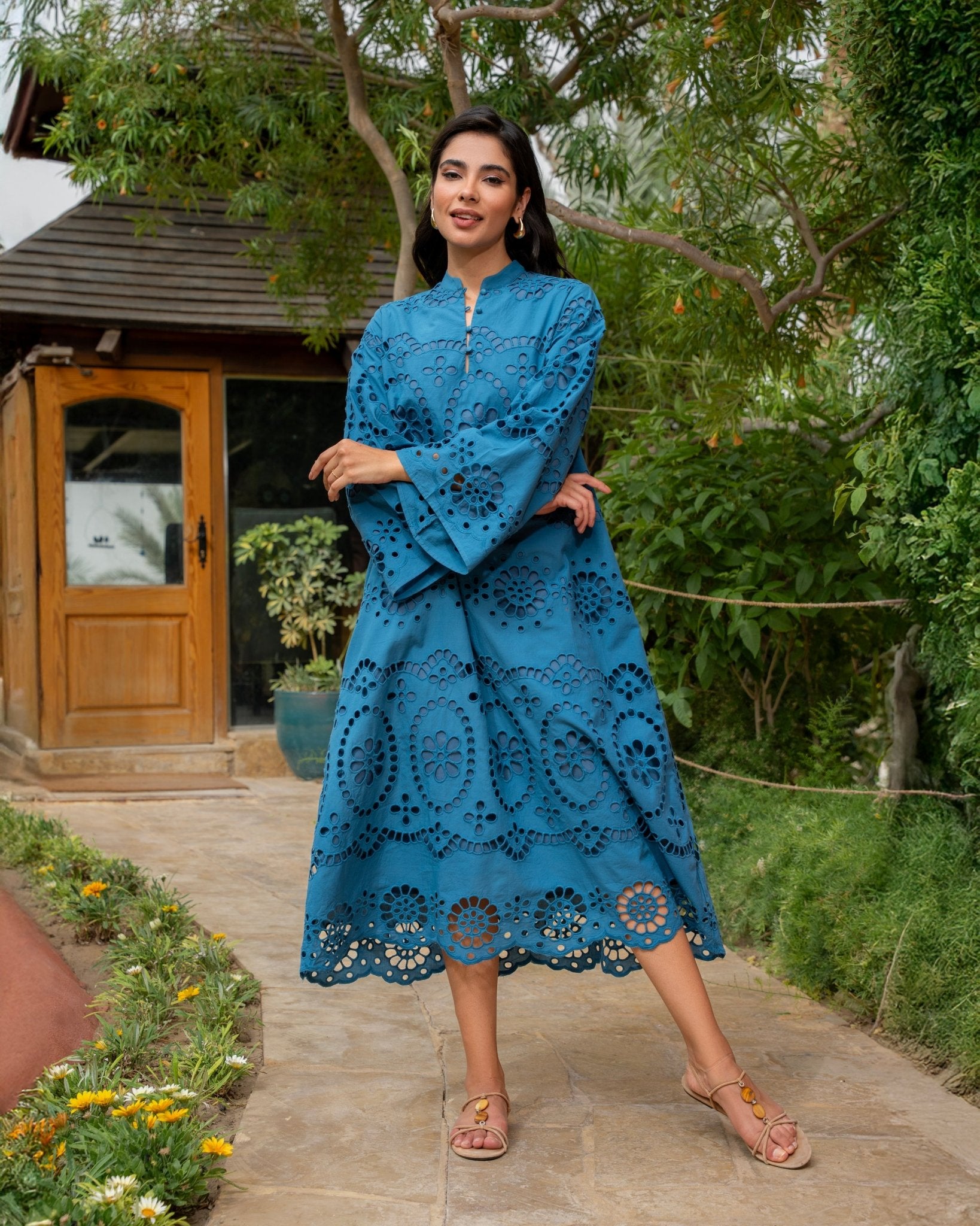 Tonal cotton Wide sleeve midi dress - shopaleena