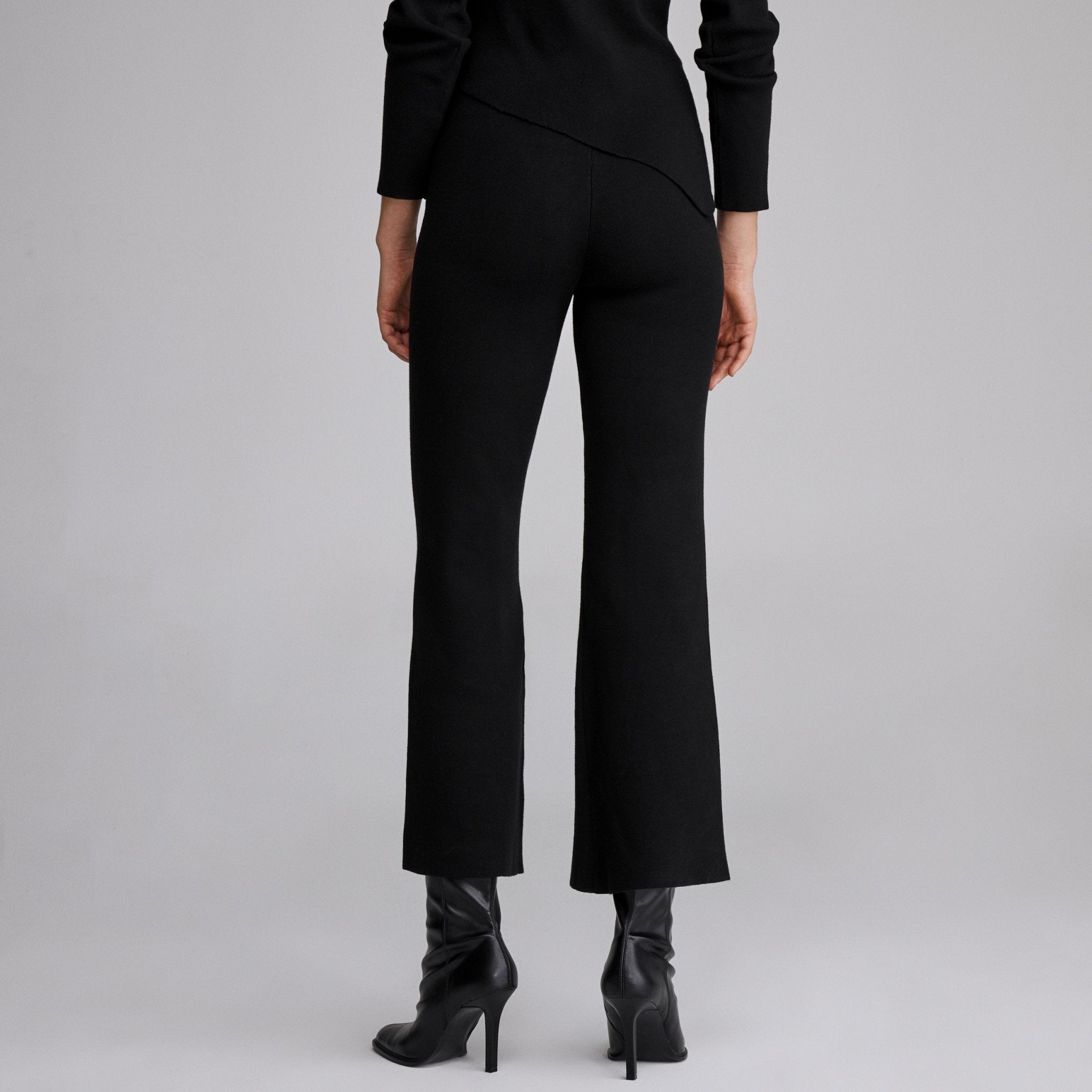 High waist knitted flare pant - shopaleena